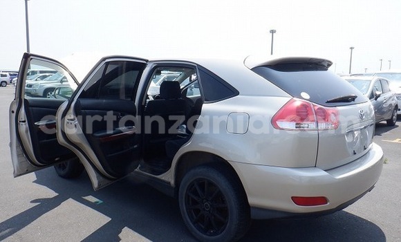 Nunua Ilio tumika Toyota Harrier Fedha Gari ndani ya Dar es Salaam nchini Dar es Salaam Nunua Ilio tumika Toyota Harrier Fedha Gari ndani ya Dar es Salaam nchini Dar es Salaam