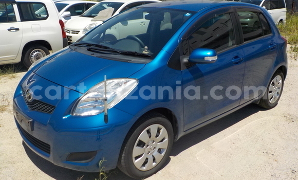Buy Used Toyota Vitz Blue Car in Dar es Salaam in Dar es Salaam