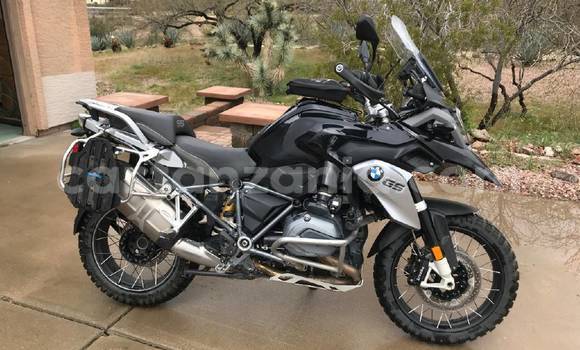 Nunua Ilio tumika BMW R1200GS Adventure Nyingine Bike ndani ya Dar es Salaam nchini Dar es Salaam Nunua Ilio tumika BMW R1200GS Adventure Nyingine Bike ndani ya Dar es Salaam nchini Dar es Salaam
