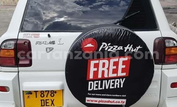 Buy Used Toyota RAV4 White Car in Dar es Salaam in Dar es Salaam Buy Used Toyota RAV4 White Car in Dar es Salaam in Dar es Salaam
