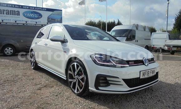 Nunua Mpya Volkswagen Golf GTI Nyeupe Gari ndani ya Bahi nchini Dodoma