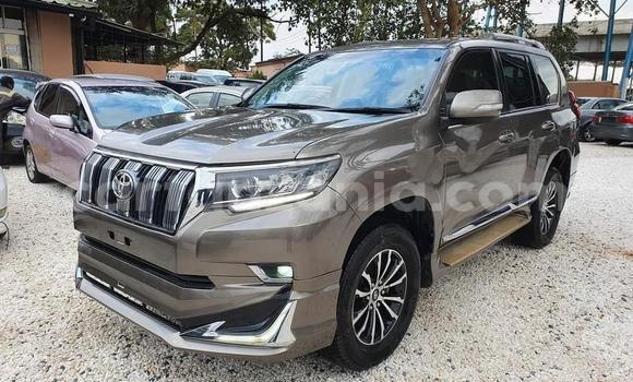Nunua Mpya Toyota Land Cruiser Prado Nyingine Gari ndani ya Dar es Salaam nchini Dar es Salaam