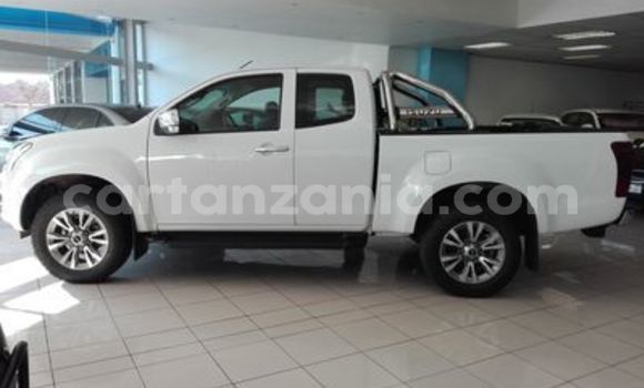 Buy Used Isuzu KB White Car in Arusha in Arusha Buy Used Isuzu KB White Car in Arusha in Arusha