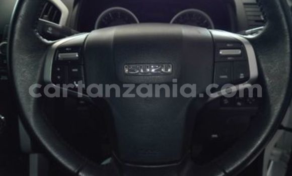 Buy Used Isuzu KB White Car in Arusha in Arusha Buy Used Isuzu KB White Car in Arusha in Arusha