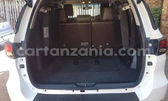 Buy Used Toyota Fortuner White Car in Ileje in Songwe Buy Used Toyota Fortuner White Car in Ileje in Songwe