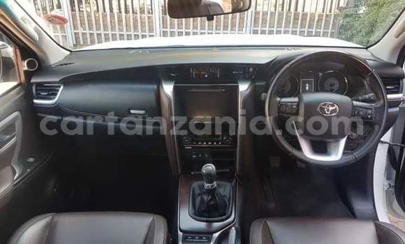 Buy Used Toyota Fortuner White Car in Ileje in Songwe Buy Used Toyota Fortuner White Car in Ileje in Songwe