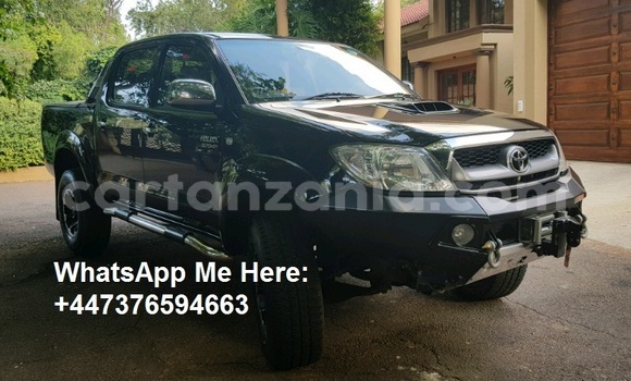 Nunua Ilio tumika Toyota Hilux Nyeusi Gari ndani ya Dar es Salaam nchini Dar es Salaam Nunua Ilio tumika Toyota Hilux Nyeusi Gari ndani ya Dar es Salaam nchini Dar es Salaam