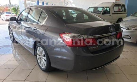 Buy Used Honda Accord Other Car in Dar es Salaam in Dar es Salaam Buy Used Honda Accord Other Car in Dar es Salaam in Dar es Salaam