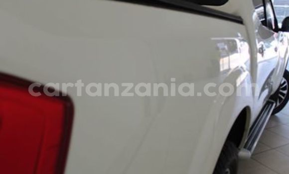 Buy Used Nissan Navara White Car in Arusha in Arusha Buy Used Nissan Navara White Car in Arusha in Arusha