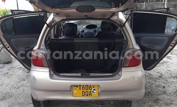 Nunua Ilio tumika Toyota Vitz Nyingine Gari ndani ya Dar es Salaam nchini Dar es Salaam Nunua Ilio tumika Toyota Vitz Nyingine Gari ndani ya Dar es Salaam nchini Dar es Salaam