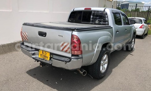 Nunua Ilio tumika Toyota Tacoma Fedha Gari ndani ya Dar es Salaam nchini Dar es Salaam Nunua Ilio tumika Toyota Tacoma Fedha Gari ndani ya Dar es Salaam nchini Dar es Salaam