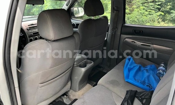 Nunua Ilio tumika Toyota Tacoma Fedha Gari ndani ya Dar es Salaam nchini Dar es Salaam Nunua Ilio tumika Toyota Tacoma Fedha Gari ndani ya Dar es Salaam nchini Dar es Salaam