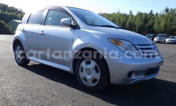 Nunua Ilio tumika Toyota IST Fedha Gari ndani ya Dar es Salaam nchini Dar es Salaam Nunua Ilio tumika Toyota IST Fedha Gari ndani ya Dar es Salaam nchini Dar es Salaam