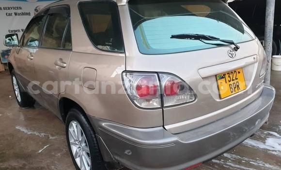 Buy Used Toyota Harrier Brown Car in Dar es Salaam in Dar es Salaam Buy Used Toyota Harrier Brown Car in Dar es Salaam in Dar es Salaam