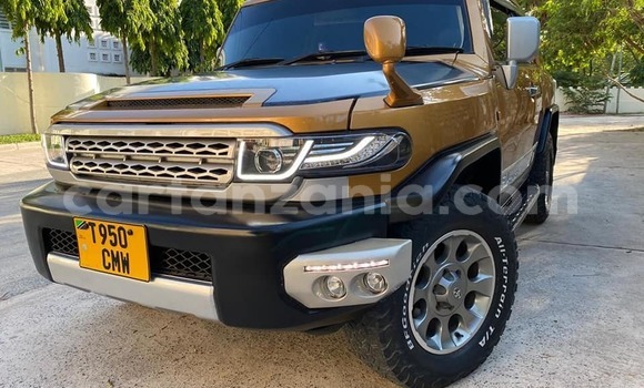 Buy Used Toyota FJ Cruiser Brown Car in Dar es Salaam in Dar es Salaam Buy Used Toyota FJ Cruiser Brown Car in Dar es Salaam in Dar es Salaam