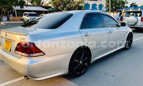 Buy Used Toyota Crown Silver Car in Dar es Salaam in Dar es Salaam Buy Used Toyota Crown Silver Car in Dar es Salaam in Dar es Salaam