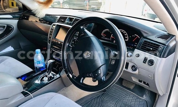 Buy Used Toyota Crown Silver Car in Dar es Salaam in Dar es Salaam Buy Used Toyota Crown Silver Car in Dar es Salaam in Dar es Salaam