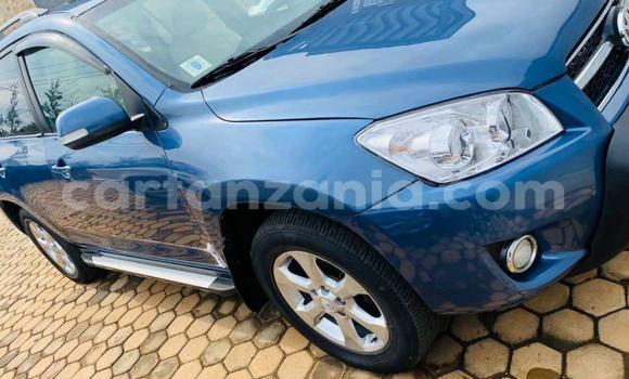 Nunua Ilio tumika Toyota RAV4 Bluu Gari ndani ya Arusha nchini Arusha Nunua Ilio tumika Toyota RAV4 Bluu Gari ndani ya Arusha nchini Arusha