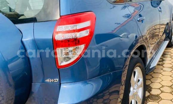 Nunua Ilio tumika Toyota RAV4 Bluu Gari ndani ya Arusha nchini Arusha Nunua Ilio tumika Toyota RAV4 Bluu Gari ndani ya Arusha nchini Arusha
