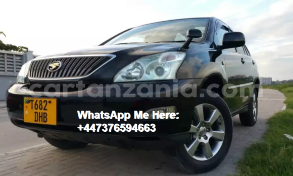 Nunua Ilio tumika Toyota Harrier Nyeusi Gari ndani ya Dar es Salaam nchini Dar es Salaam