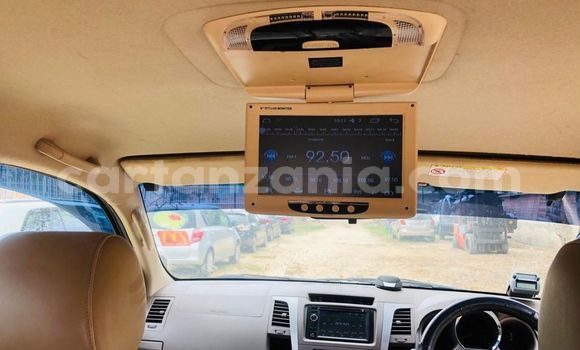 Buy Used Toyota FJ Cruiser Blue Car in Dar es Salaam in Dar es Salaam Buy Used Toyota FJ Cruiser Blue Car in Dar es Salaam in Dar es Salaam