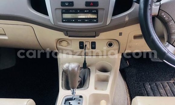 Buy Used Toyota FJ Cruiser Blue Car in Dar es Salaam in Dar es Salaam Buy Used Toyota FJ Cruiser Blue Car in Dar es Salaam in Dar es Salaam