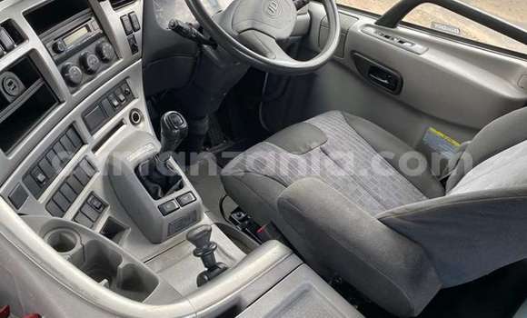 Buy Used Nissan UD White Truck in Dodoma in Dodoma Buy Used Nissan UD White Truck in Dodoma in Dodoma