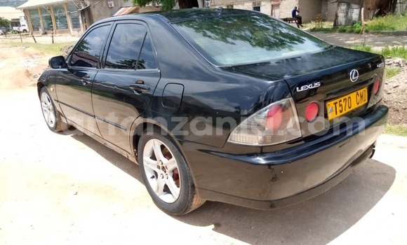 Nunua Ilio tumika Toyota Altezza Nyeusi Gari ndani ya Dar es Salaam nchini Dar es Salaam Nunua Ilio tumika Toyota Altezza Nyeusi Gari ndani ya Dar es Salaam nchini Dar es Salaam