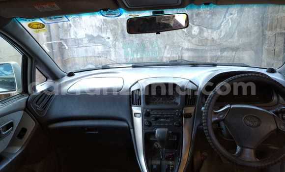 Nunua Ilio tumika Toyota Harrier Nyeupe Gari ndani ya Dar es Salaam nchini Dar es Salaam Nunua Ilio tumika Toyota Harrier Nyeupe Gari ndani ya Dar es Salaam nchini Dar es Salaam