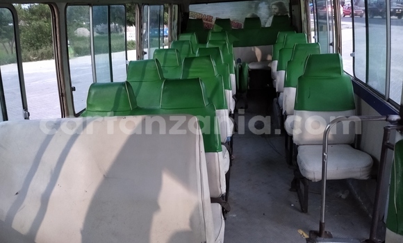 Nunua Ilio tumika Toyota Coaster Nyeupe Gari ndani ya Dar es Salaam nchini Dar es Salaam Nunua Ilio tumika Toyota Coaster Nyeupe Gari ndani ya Dar es Salaam nchini Dar es Salaam