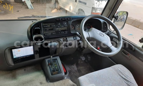 Nunua Ilio tumika Toyota Coaster Bluu Gari ndani ya Dar es Salaam nchini Dar es Salaam Nunua Ilio tumika Toyota Coaster Bluu Gari ndani ya Dar es Salaam nchini Dar es Salaam