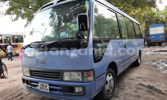 Nunua Ilio tumika Toyota Coaster Bluu Gari ndani ya Dar es Salaam nchini Dar es Salaam Nunua Ilio tumika Toyota Coaster Bluu Gari ndani ya Dar es Salaam nchini Dar es Salaam