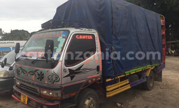 Nunua Ilio tumika Mitsubishi Lancer Cargo Fedha Gari ndani ya Dar es Salaam nchini Dar es Salaam Nunua Ilio tumika Mitsubishi Lancer Cargo Fedha Gari ndani ya Dar es Salaam nchini Dar es Salaam