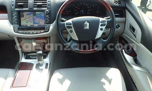 Buy Used Toyota Crown Other Car in Dar es Salaam in Dar es Salaam Buy Used Toyota Crown Other Car in Dar es Salaam in Dar es Salaam