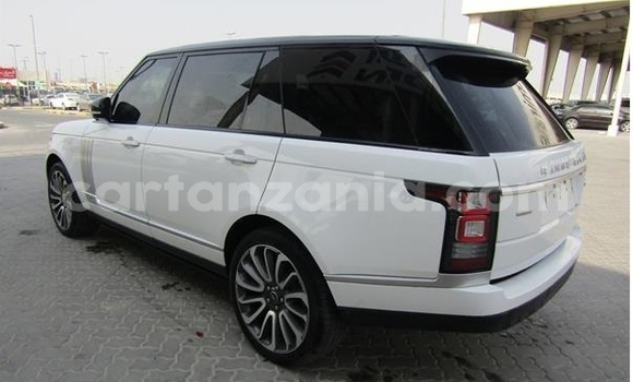 Buy Used Land Rover Range Rover White Car in Bagamoyo in Pwani Buy Used Land Rover Range Rover White Car in Bagamoyo in Pwani