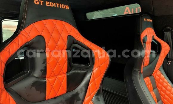 Nunua Ilio tumika Land Rover Defender Nyingine Gari ndani ya Dar es Salaam nchini Dar es Salaam Nunua Ilio tumika Land Rover Defender Nyingine Gari ndani ya Dar es Salaam nchini Dar es Salaam