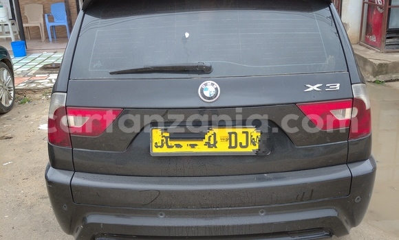 Nunua Ilio tumika BMW X3 Nyeusi Gari ndani ya Dar es Salaam nchini Dar es Salaam Nunua Ilio tumika BMW X3 Nyeusi Gari ndani ya Dar es Salaam nchini Dar es Salaam