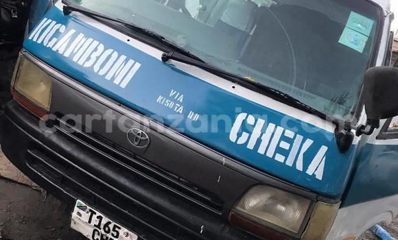 Buy Used Toyota Hiace White Car in Dar es Salaam in Dar es Salaam