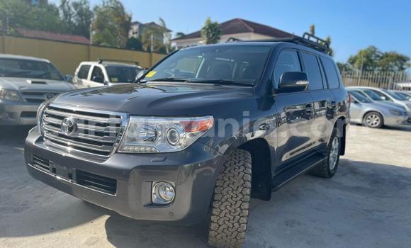 Buy Import Toyota Land Cruiser Other Car in Dar es Salaam in Dar es Salaam Buy Import Toyota Land Cruiser Other Car in Dar es Salaam in Dar es Salaam
