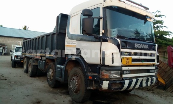 Buy Used Scania 113–320 White Truck in Dar es Salaam in Dar es Salaam