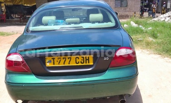 Buy Used Jaguar S–Type Green Car in Dar es Salaam in Dar es Salaam