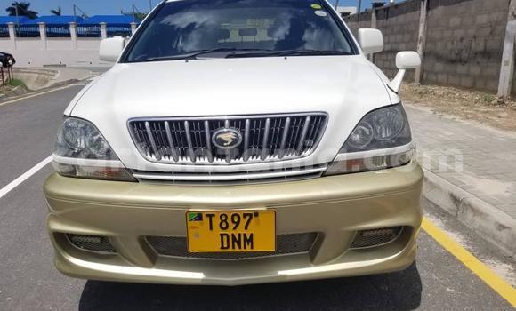 Nunua Ilio tumika Toyota Harrier Nyeupe Gari ndani ya Dar es Salaam nchini Dar es Salaam Nunua Ilio tumika Toyota Harrier Nyeupe Gari ndani ya Dar es Salaam nchini Dar es Salaam