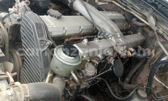 Nunua Ilio tumika Toyota Land Cruiser Fedha Gari ndani ya Dar es Salaam nchini Dar es Salaam Nunua Ilio tumika Toyota Land Cruiser Fedha Gari ndani ya Dar es Salaam nchini Dar es Salaam