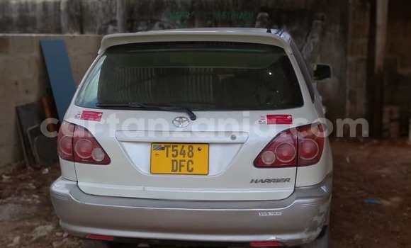 Nunua Ilio tumika Toyota Harrier Nyeupe Gari ndani ya Dar es Salaam nchini Dar es Salaam Nunua Ilio tumika Toyota Harrier Nyeupe Gari ndani ya Dar es Salaam nchini Dar es Salaam