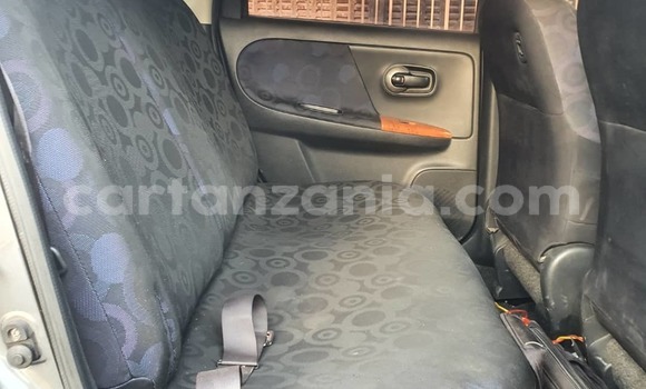 Nunua Ilio tumika Nissan Note Fedha Gari ndani ya Dar es Salaam nchini Dar es Salaam Nunua Ilio tumika Nissan Note Fedha Gari ndani ya Dar es Salaam nchini Dar es Salaam