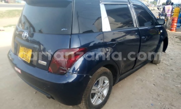 Buy Used Toyota IST Blue Car in Dar es Salaam in Dar es Salaam Buy Used Toyota IST Blue Car in Dar es Salaam in Dar es Salaam