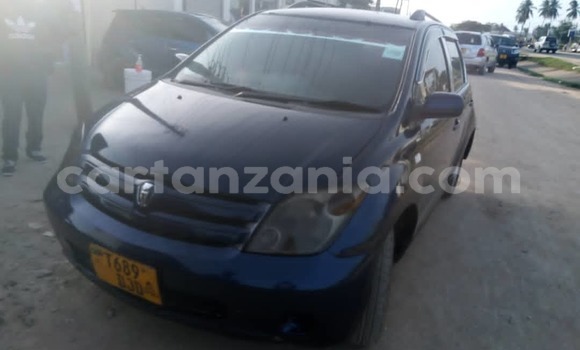 Buy Used Toyota IST Blue Car in Dar es Salaam in Dar es Salaam Buy Used Toyota IST Blue Car in Dar es Salaam in Dar es Salaam