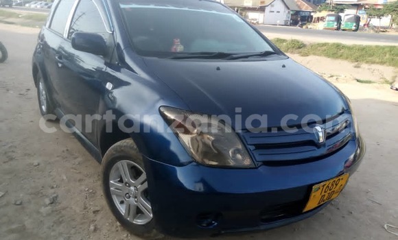 Buy Used Toyota IST Blue Car in Dar es Salaam in Dar es Salaam Buy Used Toyota IST Blue Car in Dar es Salaam in Dar es Salaam