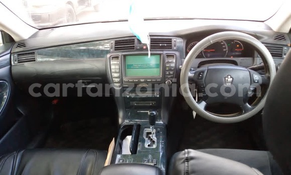 Nunua Ilio tumika Toyota Crown Fedha Gari ndani ya Dar es Salaam nchini Dar es Salaam Nunua Ilio tumika Toyota Crown Fedha Gari ndani ya Dar es Salaam nchini Dar es Salaam
