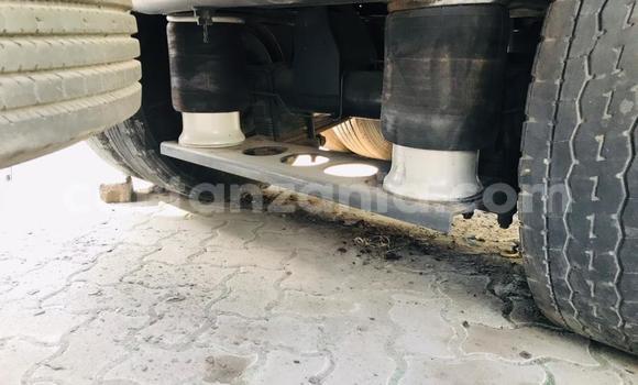 Buy Used Mitsubishi Fuso Fighter Red Truck in Dar es Salaam in Dar es Salaam Buy Used Mitsubishi Fuso Fighter Red Truck in Dar es Salaam in Dar es Salaam